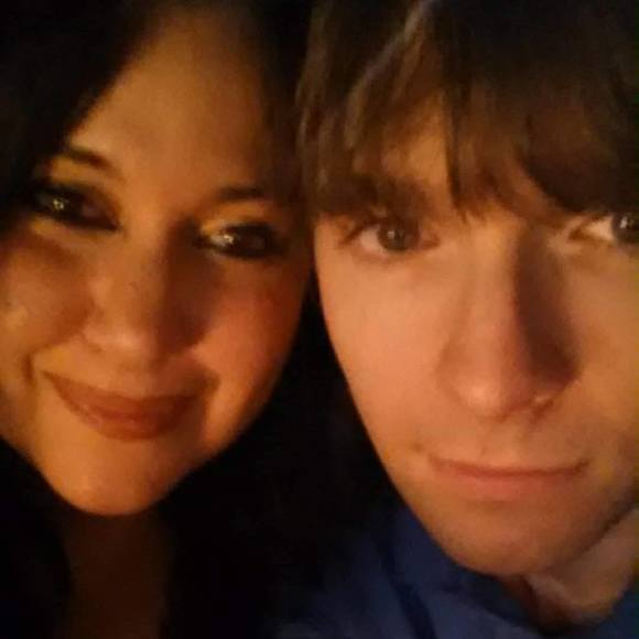 Meet your Posher, Daniela - Picture 1 of 1